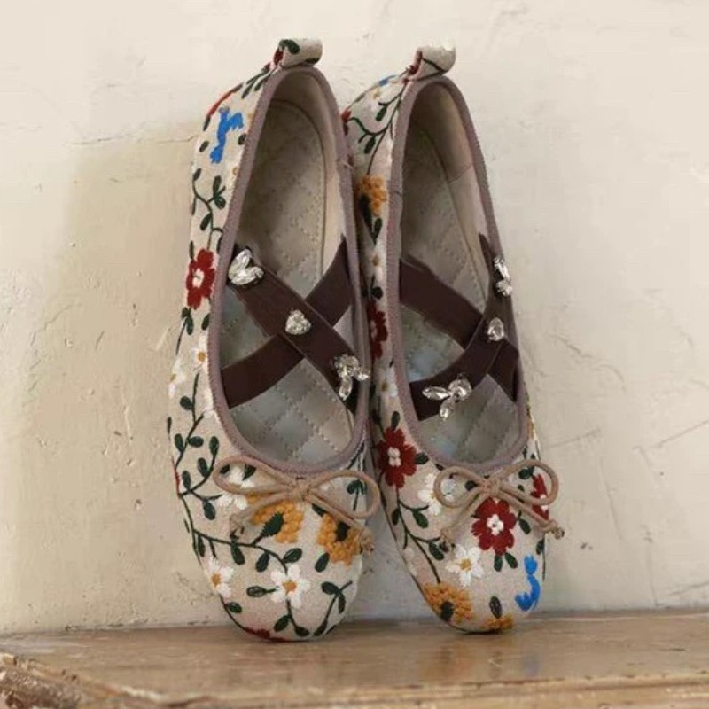 Embroidery Flower Ballet Flats - Embroidery Design Free avis et prix