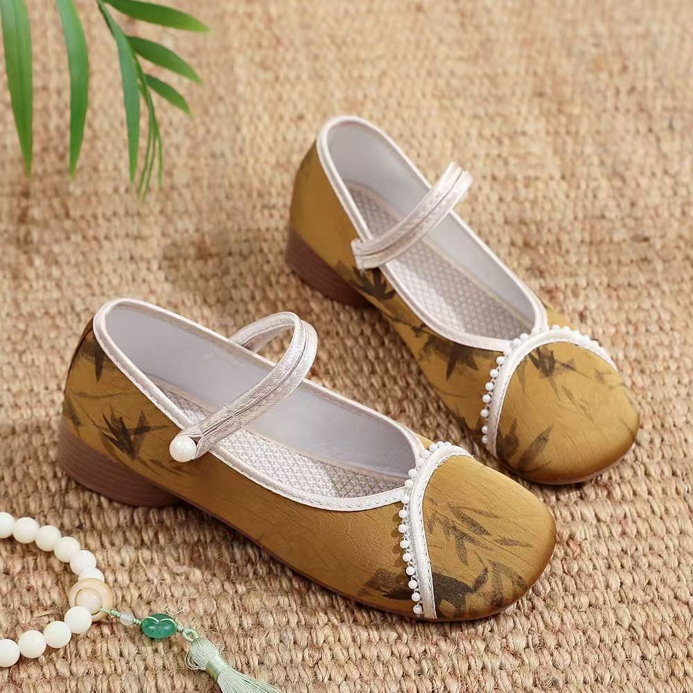 Chinese Style Women Low Heel C - Embroidery Shoes avis et prix
