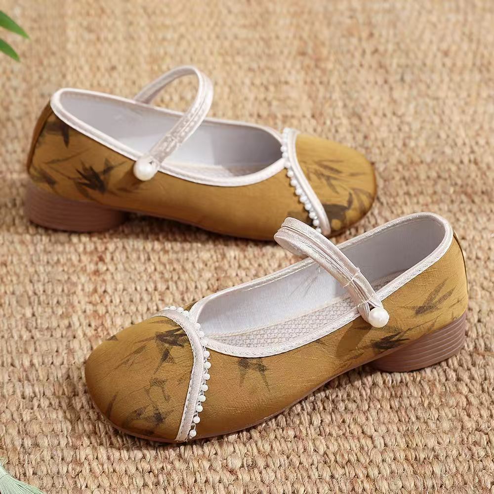 Chinese Style Women Low Heel C - Embroidery Shoes avis et prix