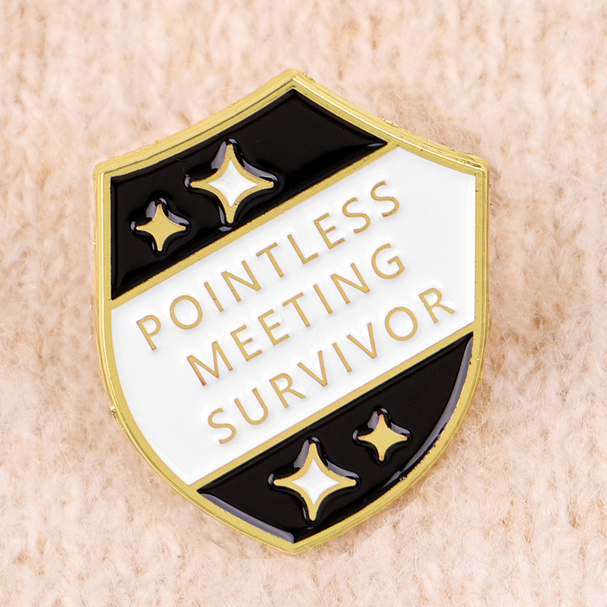 Trendy Cartoon Metal Pin Brooc - Embroidery Textile avis et prix