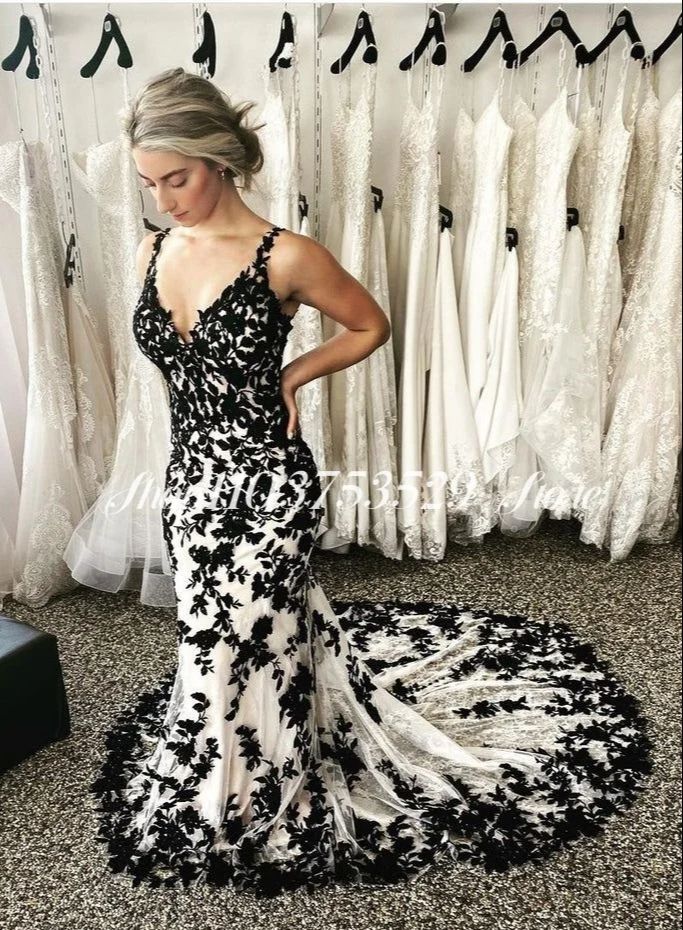 Floral Embroidered Mexican Wed - Embroidery Gothic avis et prix