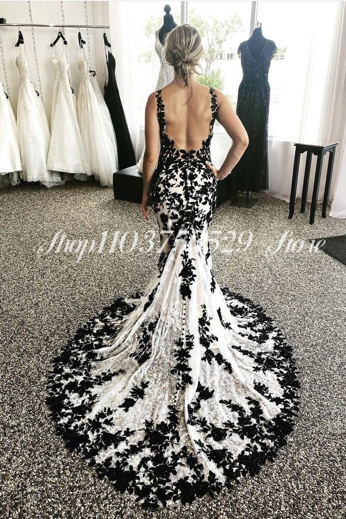 Floral Embroidered Mexican Wed - Embroidery Gothic avis et prix