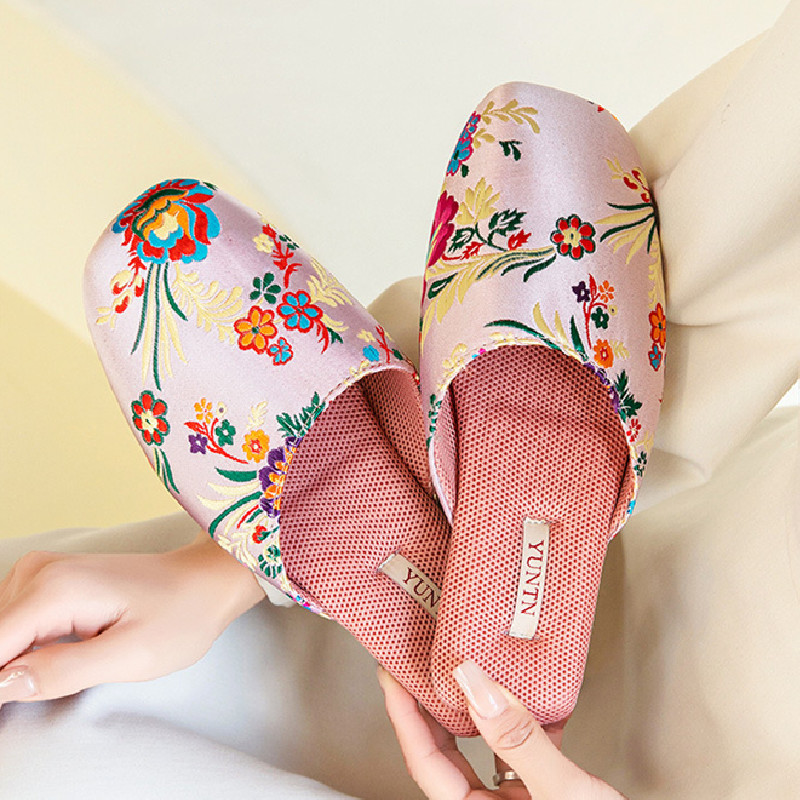 Elegant Chinese Style Embroide - Embroidery Shoes avis et prix