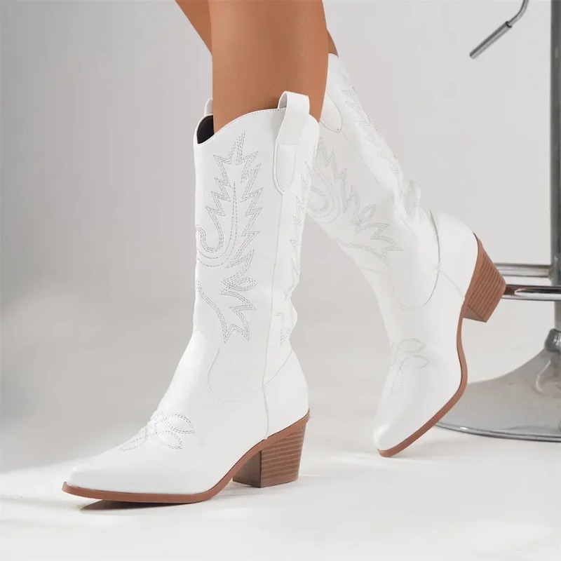 Retro Women's Boots Classic Po - Embroidery Design Free avis et prix