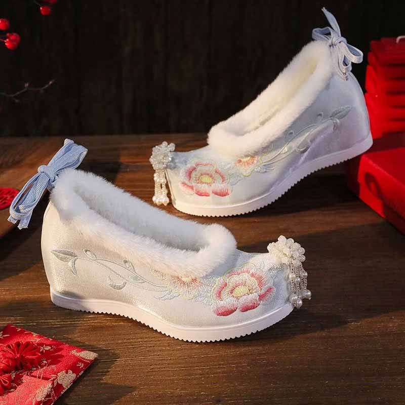 Women`s Plus Size 41# Hanfu Em - Embroidery Shoes avis et prix