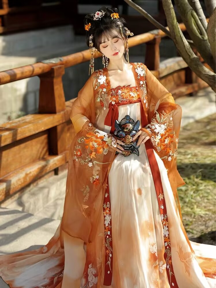 Chinese Hanfu Dress Women Hall - Embroidery Yellow Dress avis et prix