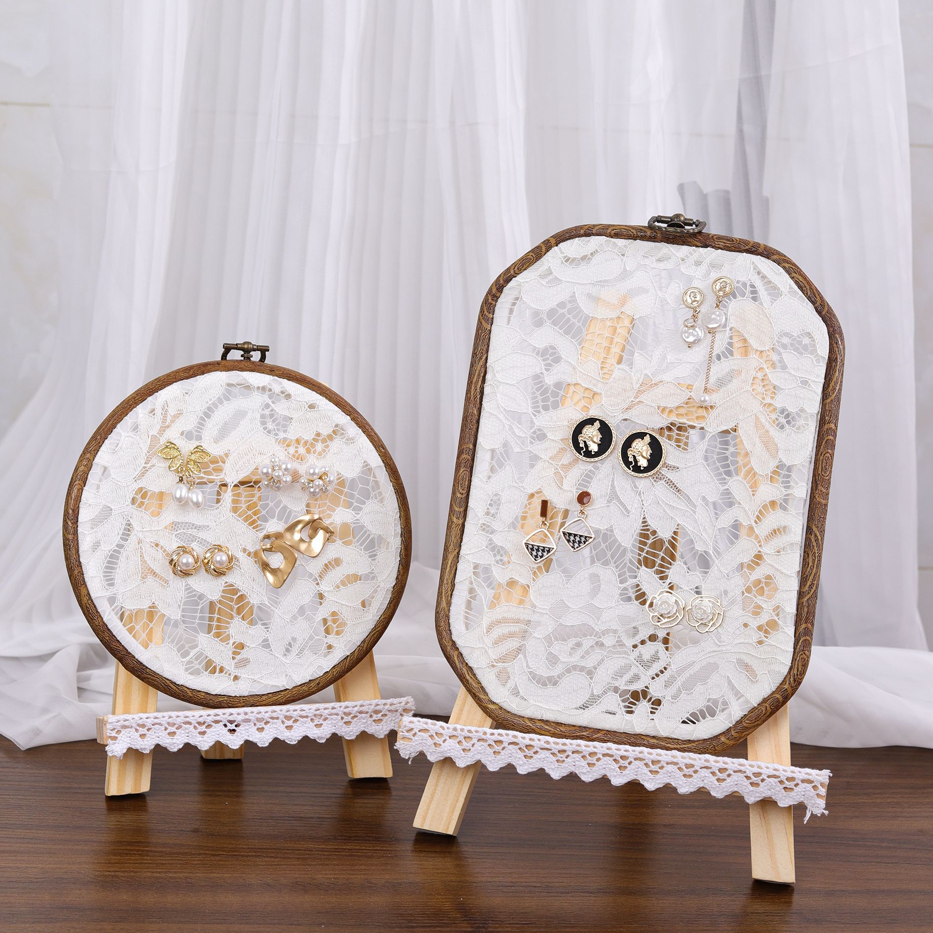 Vintage Lace Embroidery Hoop E - Embroidery Photoshop avis et prix