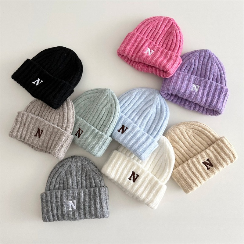 Korean Style Kids Knit Beanie  - Embroidery Letter N avis et prix