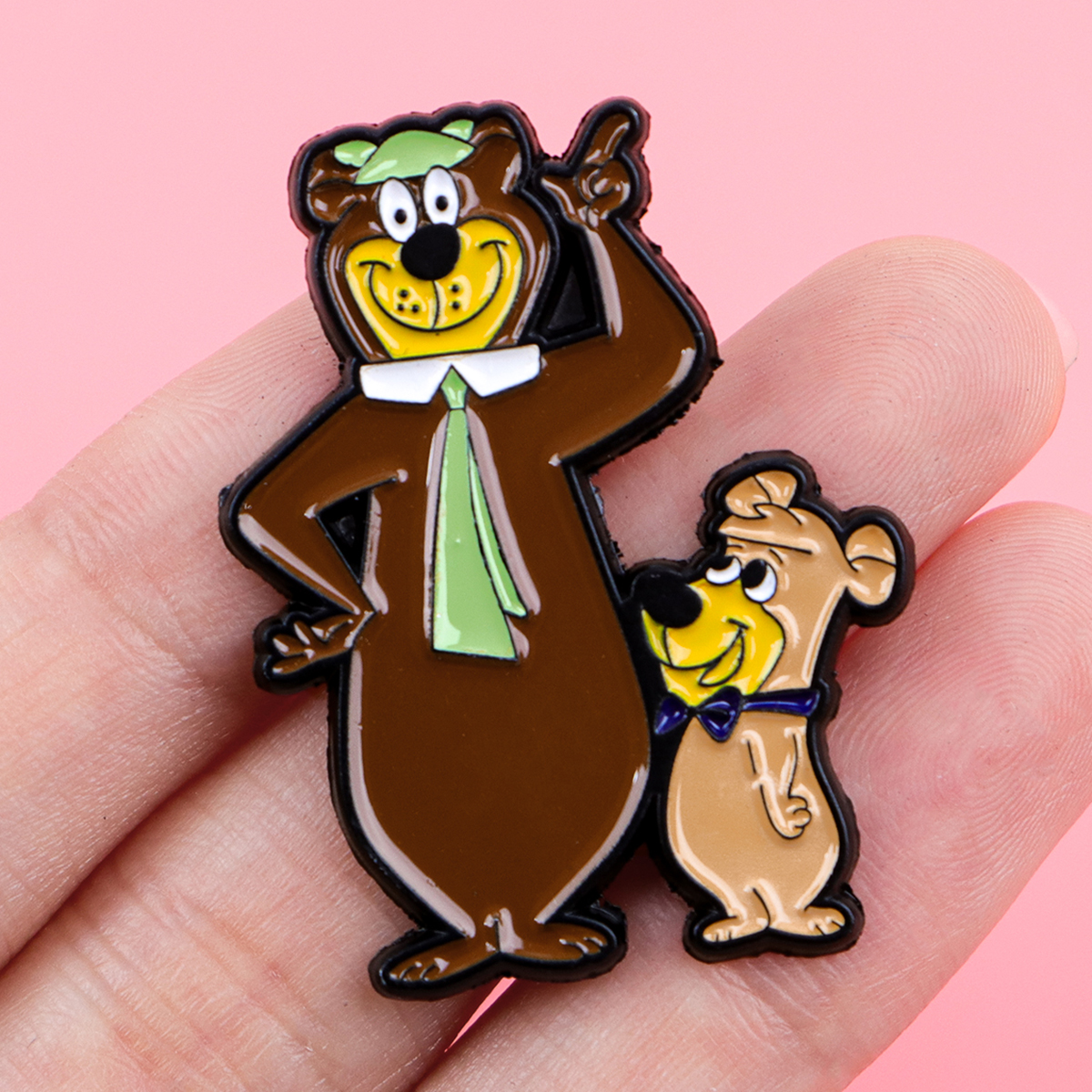 Cute Bear Enamel Pin Cartoon B - Embroidery Illustration avis et prix
